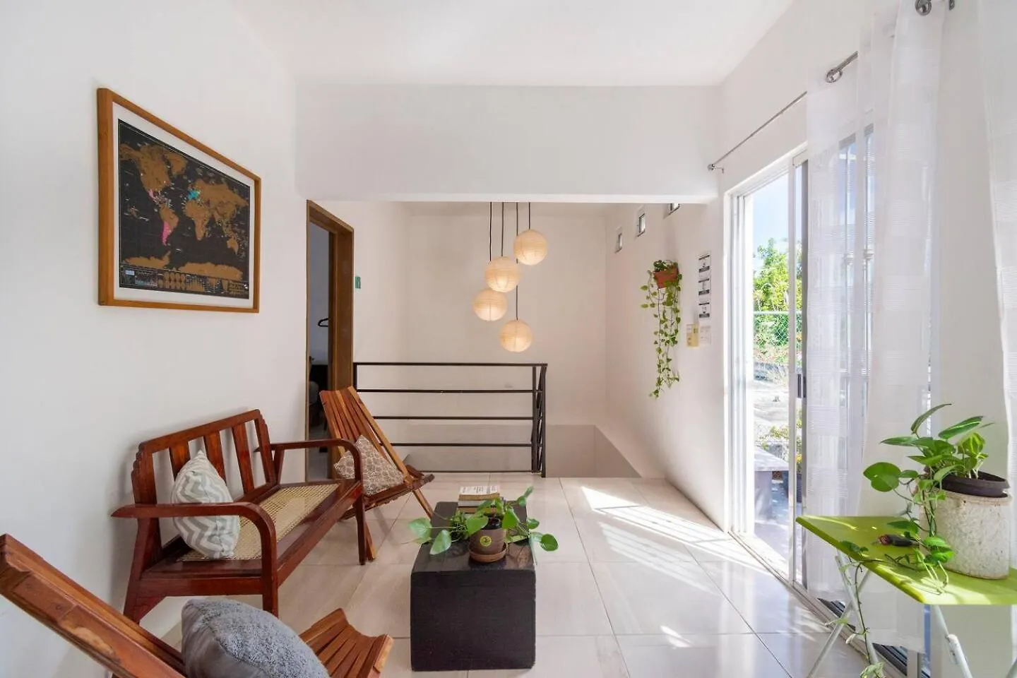 Carlota Guest House location
